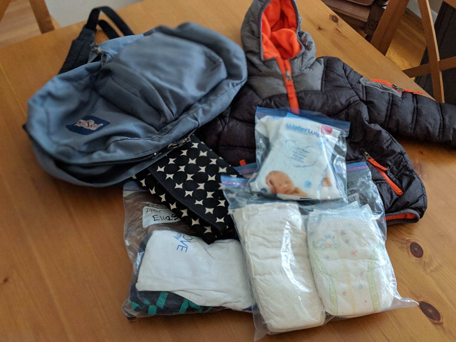 LifeInDressesAndSneakers Our Minimalist Diaper Bag Simple JanSport