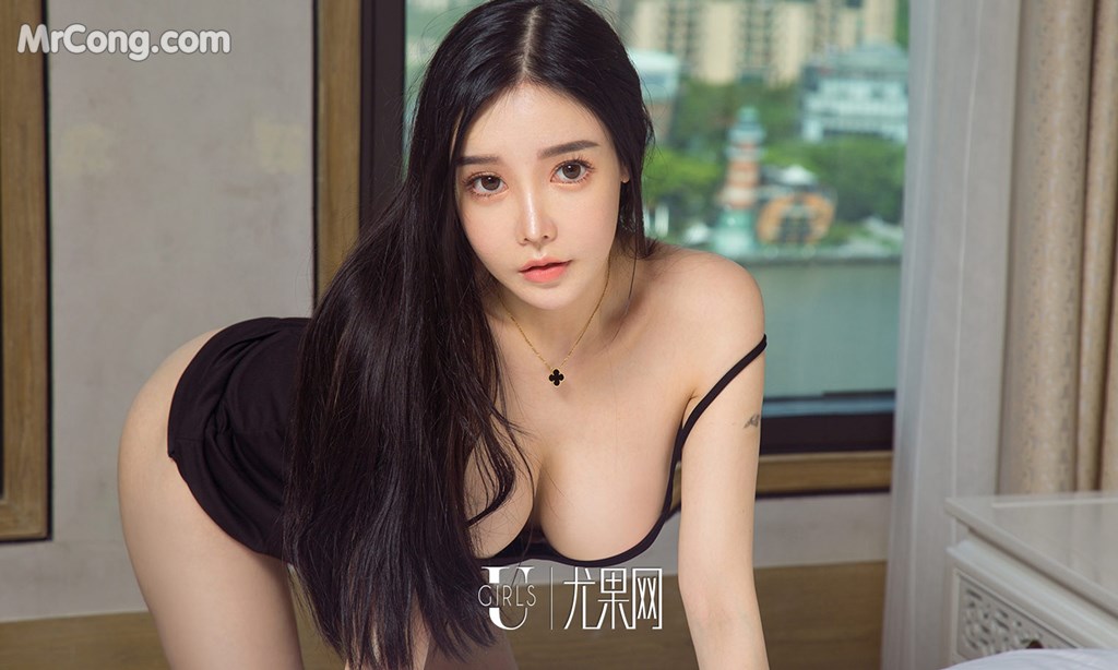 UGIRLS - Ai You Wu App No.1228: Model Yang Zi Xin (杨子 芯) (35 photos)