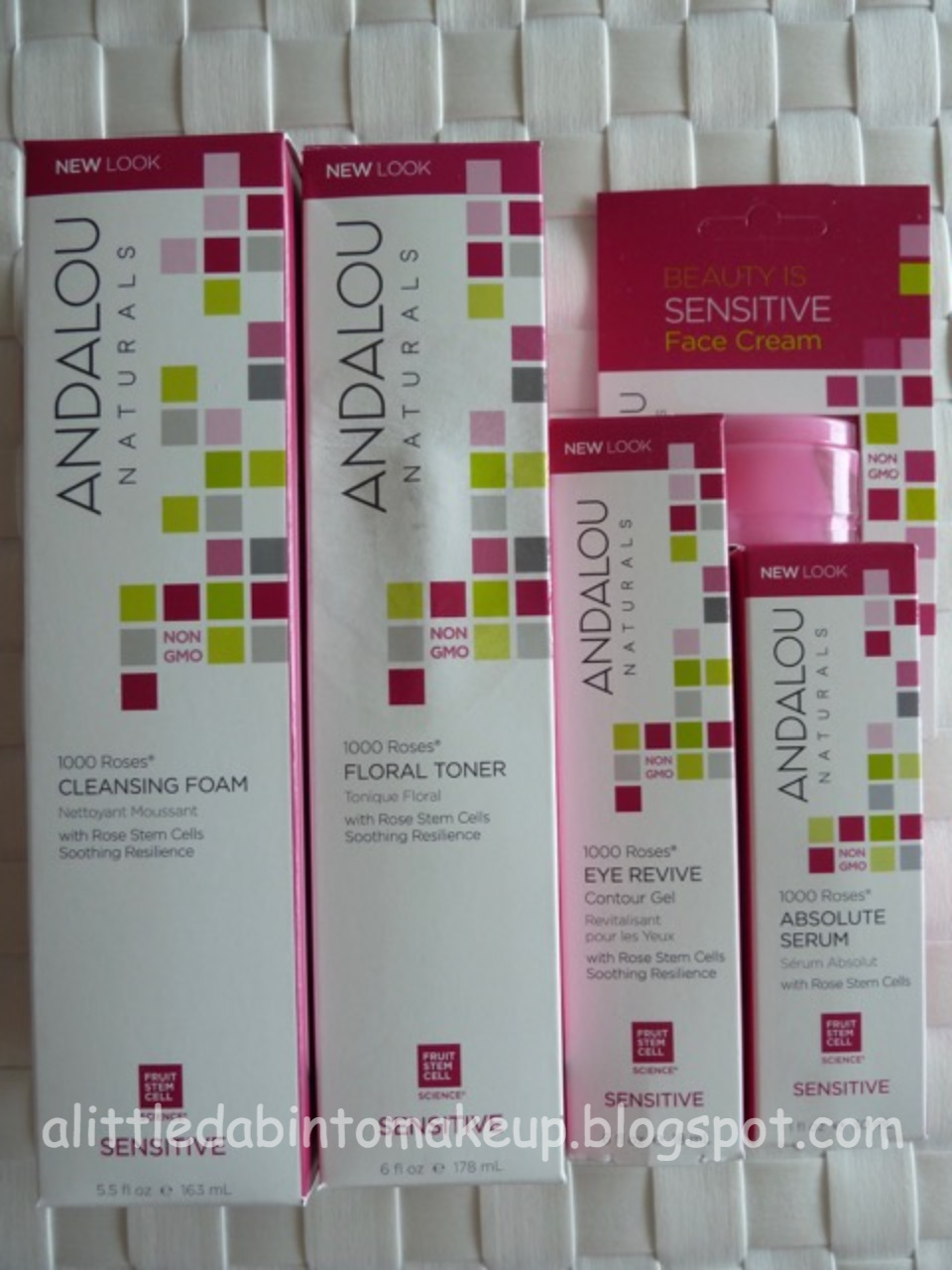 1000 roses day cream