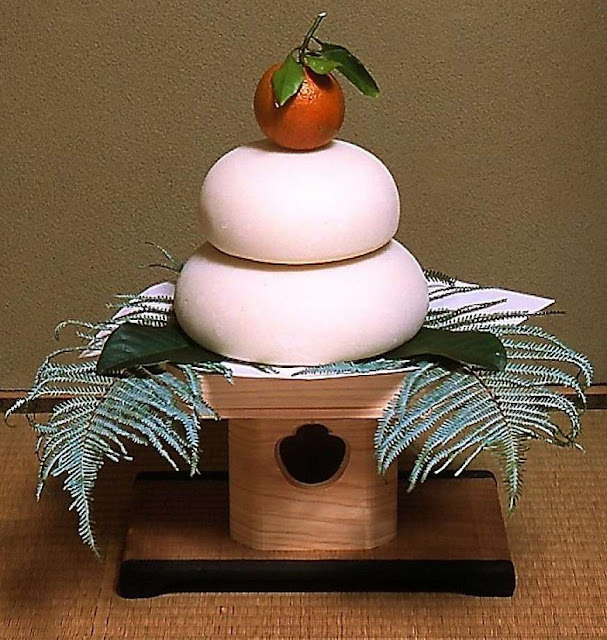 new years cakes Japanese new years cakes Japanese