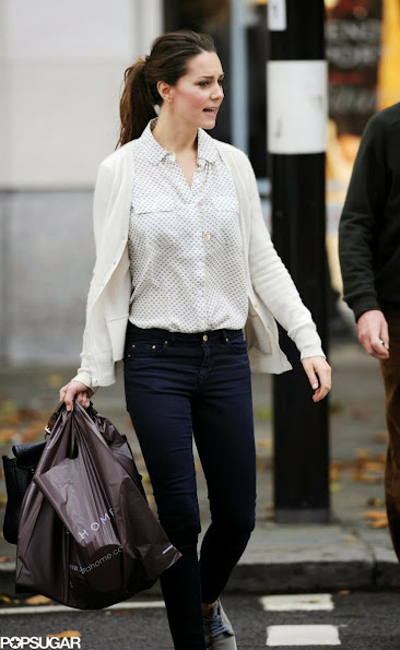 Kate Middleton wore a jack wills debarn blouse, Mint Velvet shoes. Mulberry Bag