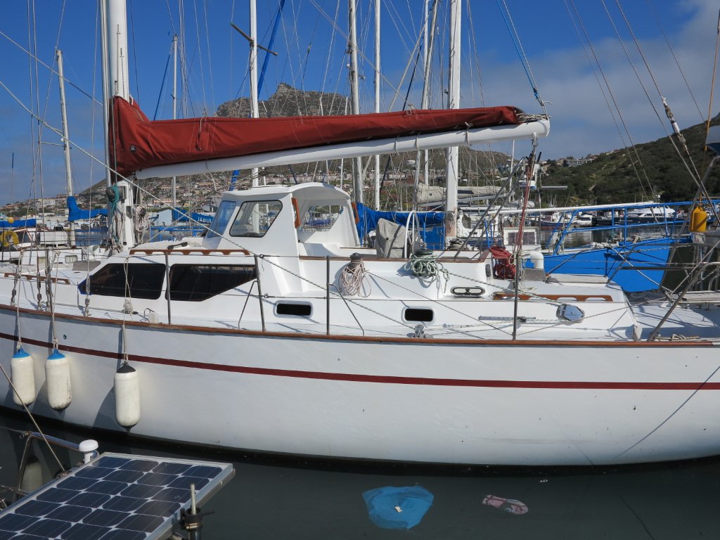 CKD Boats - Roy Mc Bride: Hard dodger to suit a medium sized boat