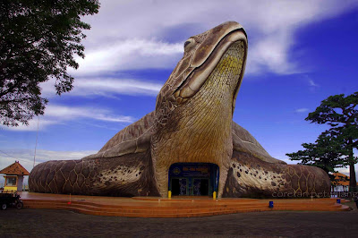 pesona pantai kartini jepara pesona pantai kartini jepara