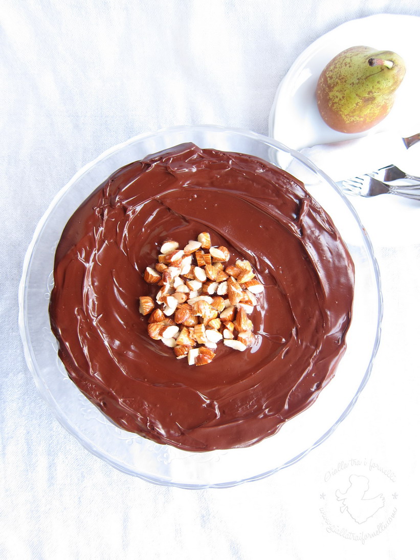 Pears, chocolate and saffron cake - Torta pere, cioccolato e zafferano