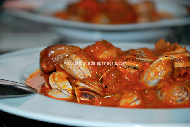 Cabrillas en salsa de tomate Cabrillas en tomate