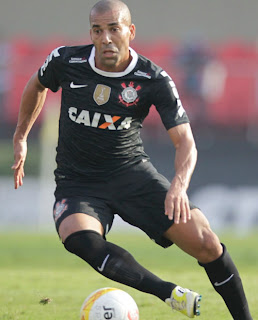 Timão reclama de postura flamenguista por Sheik