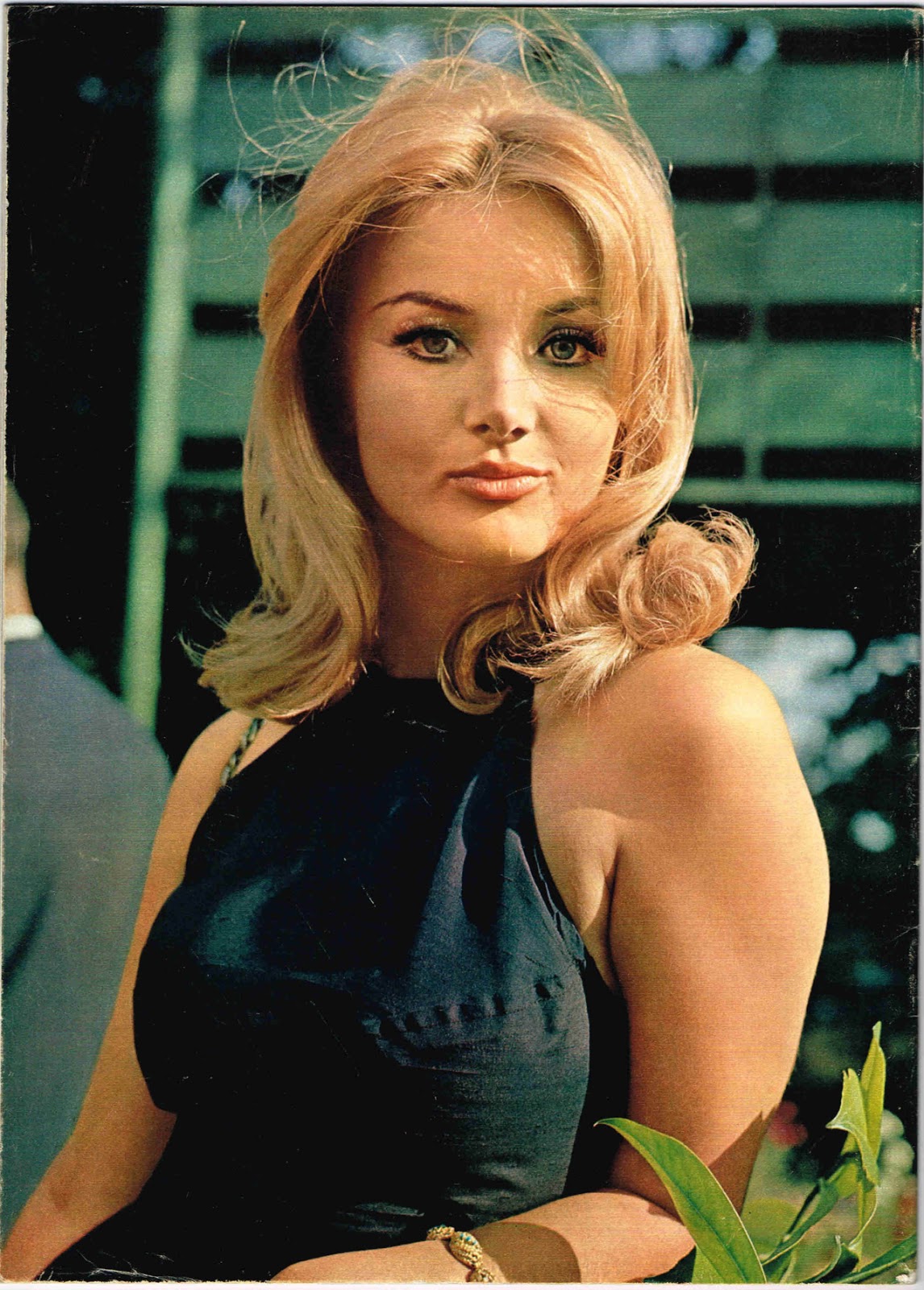 Barbara Bouchet, pictorial.