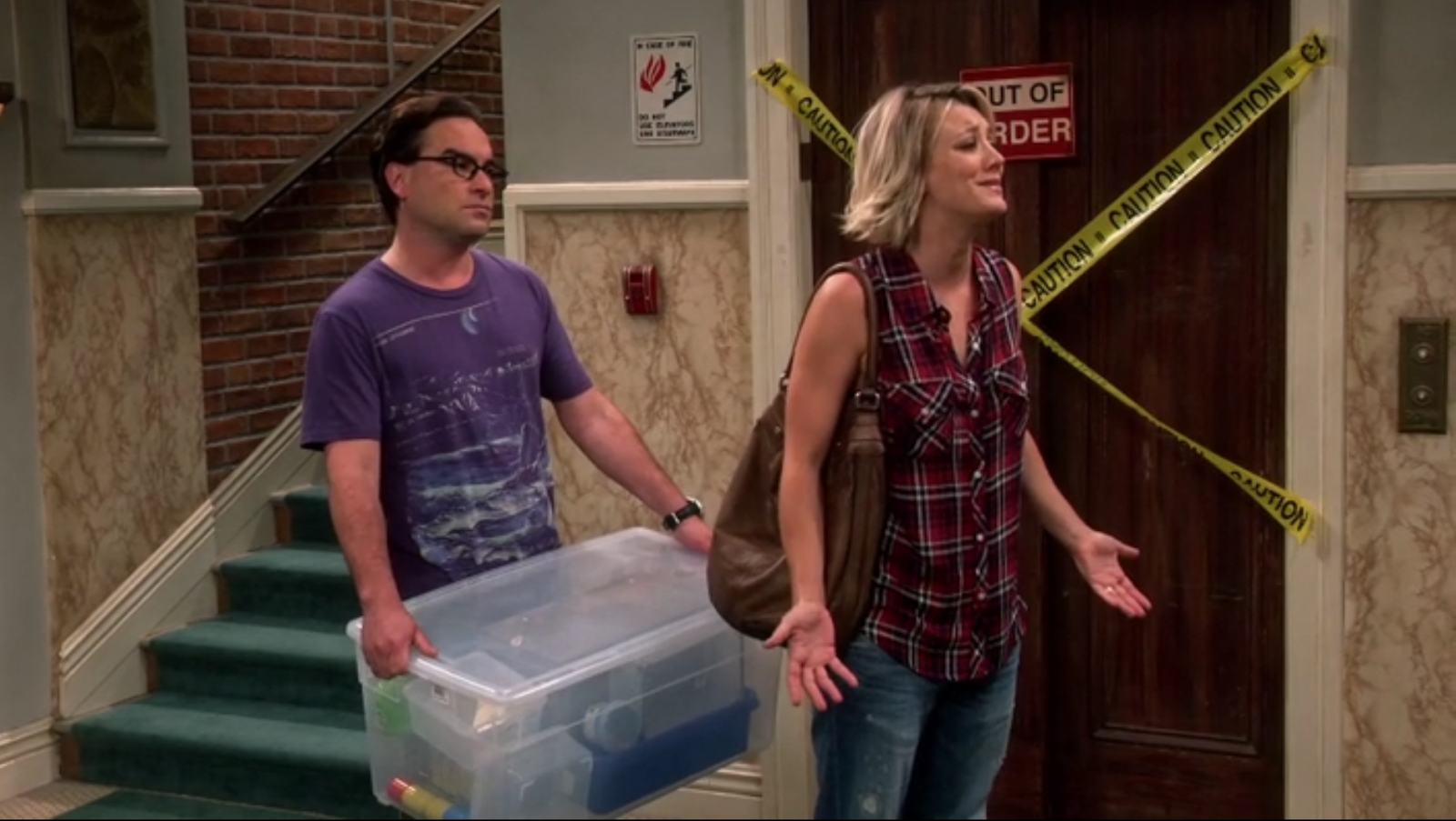 The Big Bang Theory 9x04 - explaining Sheldon Leonard is moving out. 