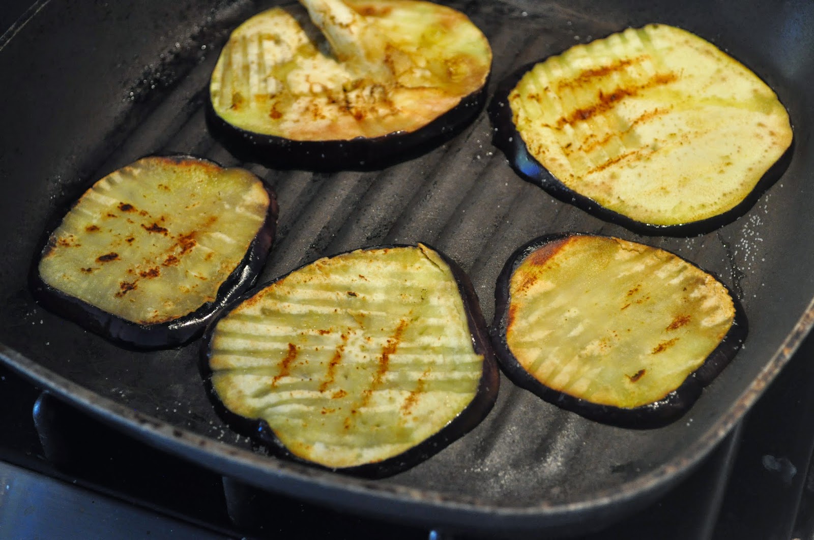 Cooking with Manuela Meatlessballs with Eggplants Polpette con