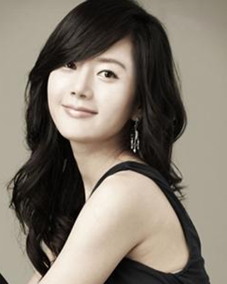 Yum Jung-ah