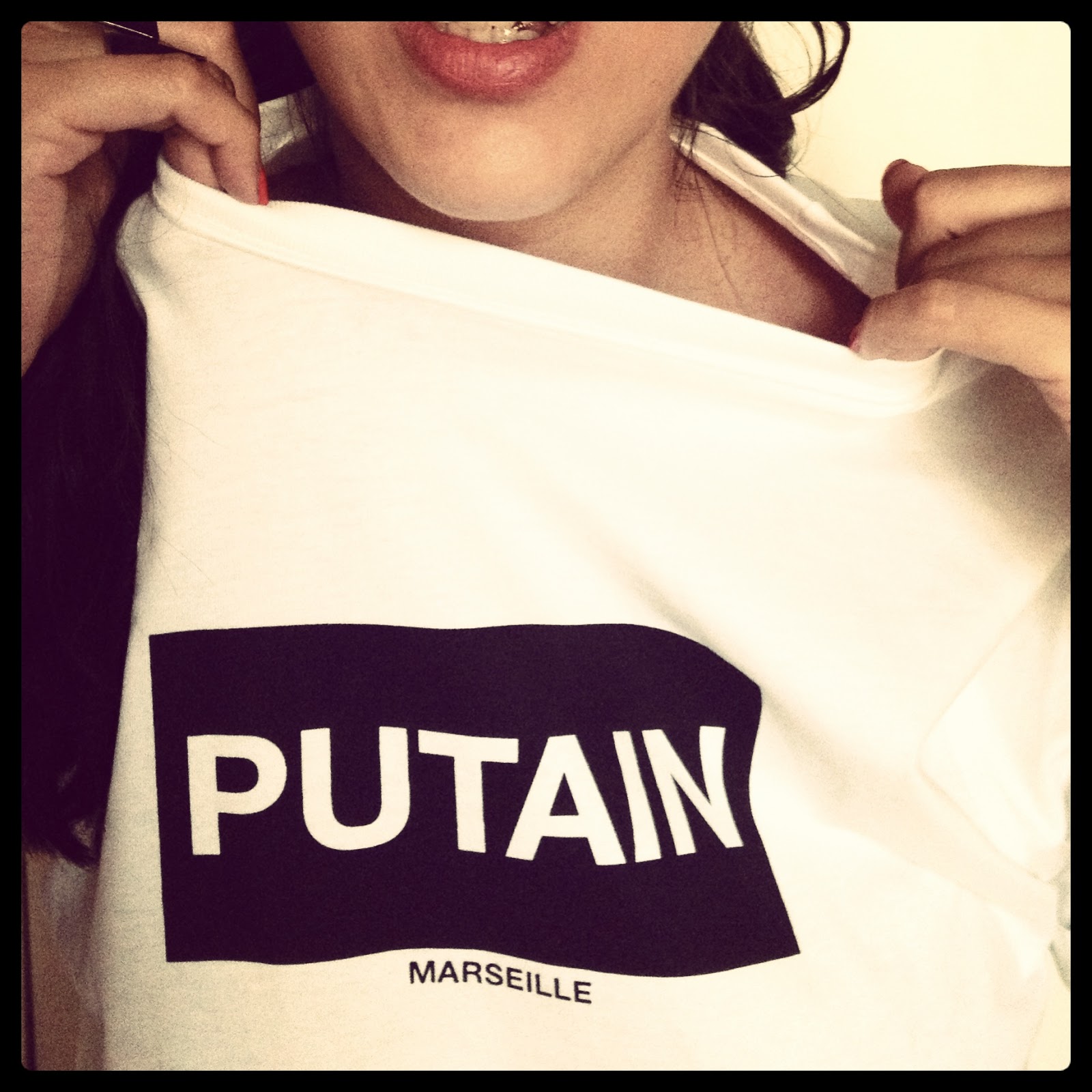 Comment On Dit T Shirt En Anglais The Straight and Narrow c'est bien, putain ! Et encore un concours