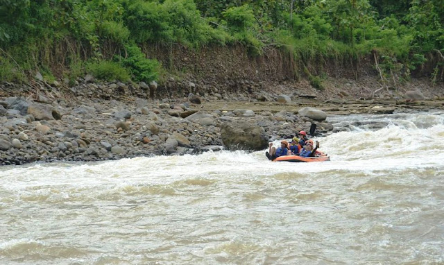 Jeram-Jeram Di Sungai Bogowonto