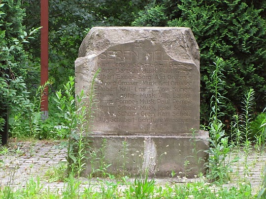 Obelisk we wsi Kozielno. Obelisk we wsi Kozielno.