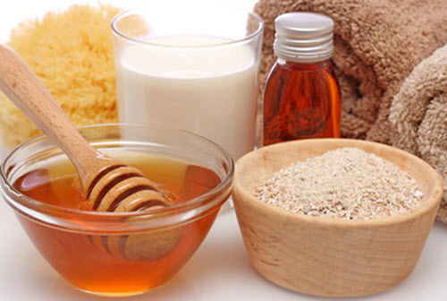 Tạo kem trắng da toàn thân bằng công thức với cám gạo Tạo kem trắng da toàn thân bằng công thức với cám gạo
