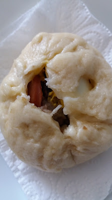Bánh bao - Brioche à la vapeur farcie au porc et champignons ;Bánh bao - Brioche à la vapeur farcie au porc et champignons