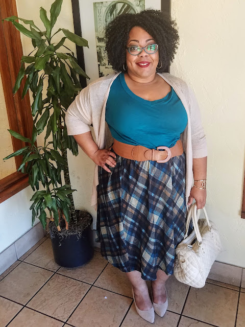 curvy, plus size, full figured, natural hair, plaid skirt, knit tee, cardigan, kitten heels