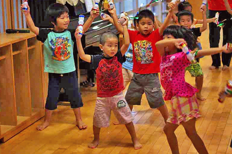 Okinawa, children,dancing,GIF