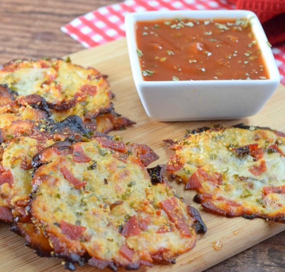Pepperoni Pizza Cheese Crisps | Keto & Low Carb #diet #ketogenic Pepperoni Pizza Cheese Crisps | Keto & Low Carb #diet #ketogenic