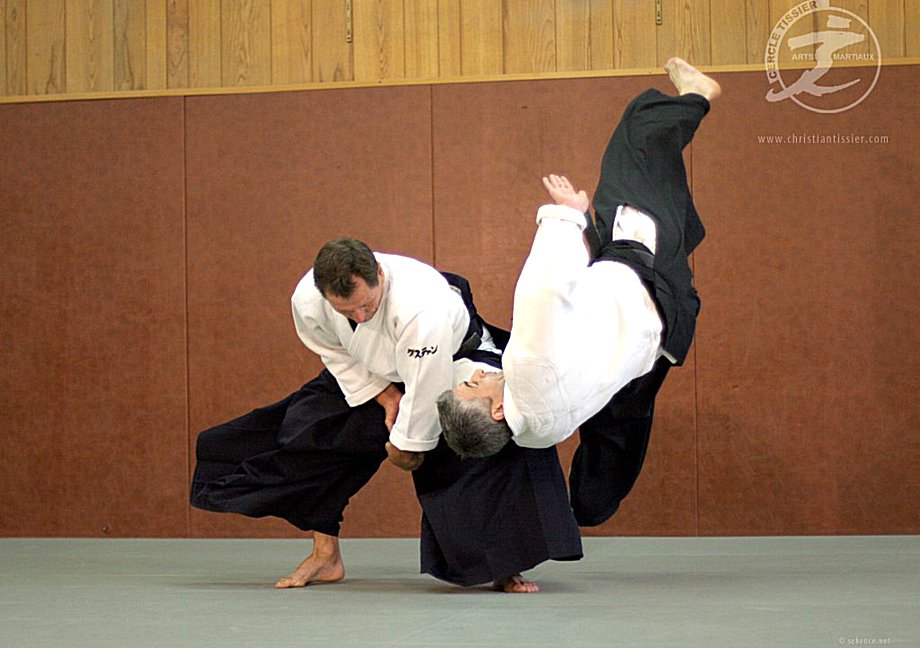 IS AIKIDO GOOD FOR SELFDEFENSE? Art of Aikido