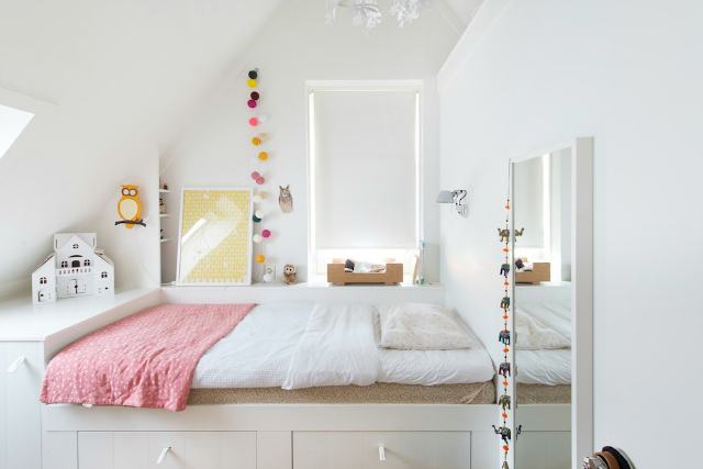 Habitación infantil para una niña con escondite Habitación infantil para una niña con escondite