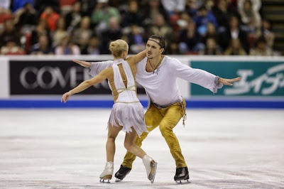 Tatiana Volosozhar og Maxim Trankov (RUS) udfører deres lange program ved Skate America 2013