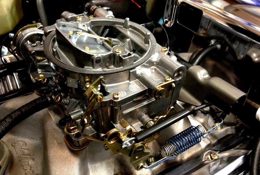 1976 Corvette Stingray Restore, Repair, Detail Tuning the Edelbrock