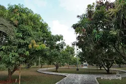 masjid kubah emas depok