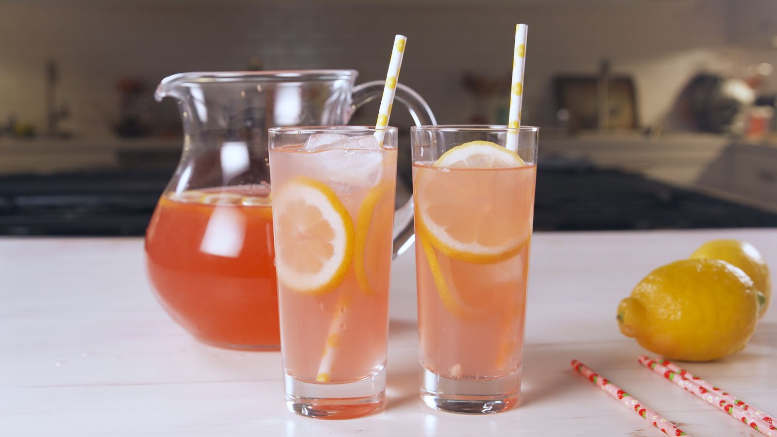 Moscato Lemonade - food-drink-recipes.com Moscato Lemonade - food-drink-recipes.com