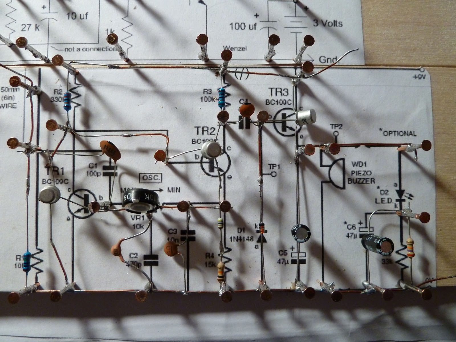 Lightning Detectors - A Look At All Types Of Lightning Sensors