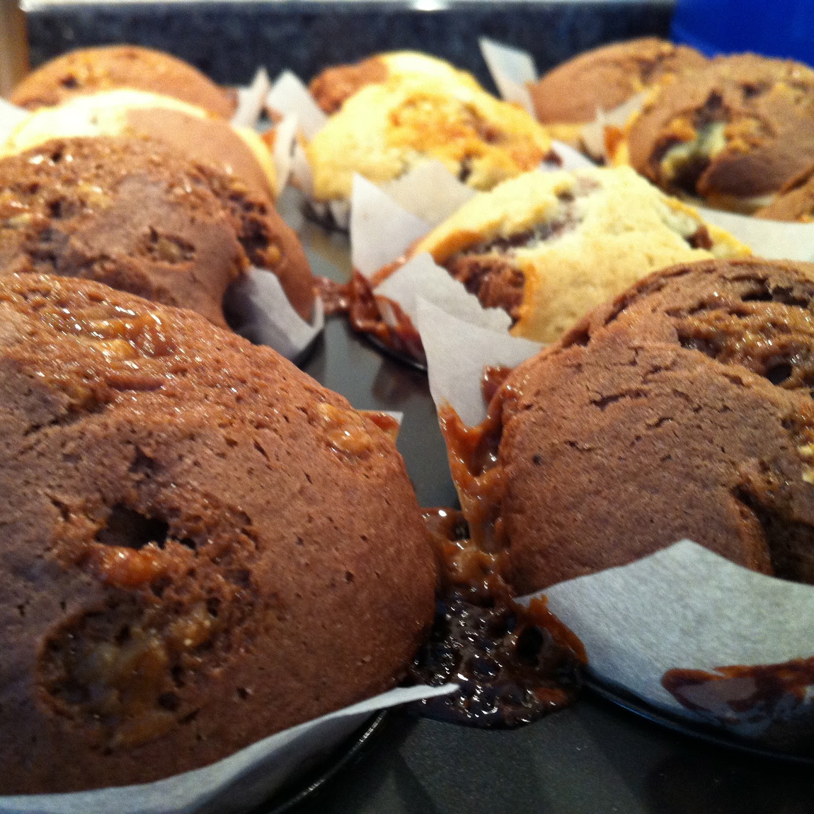 Pâtisserie Nadine: Marmor-Muffins mit Karamellstückchen