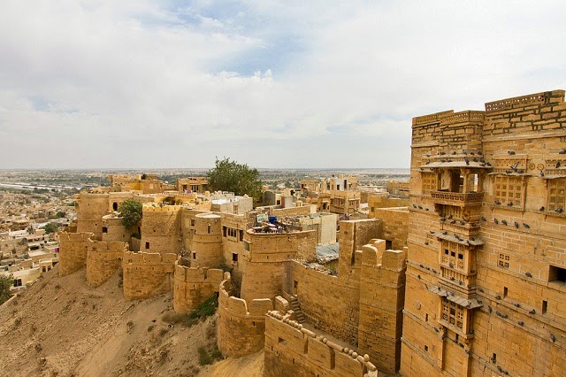Jaisalmer Fort - One of the largest fortifications in the world