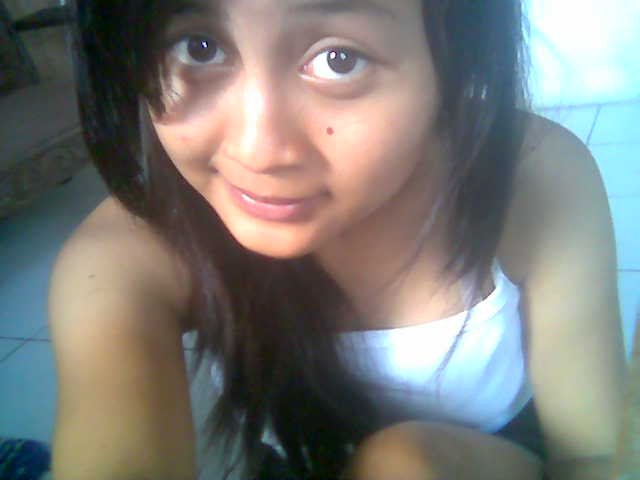 gadis cantik...: Cici Cute 01
