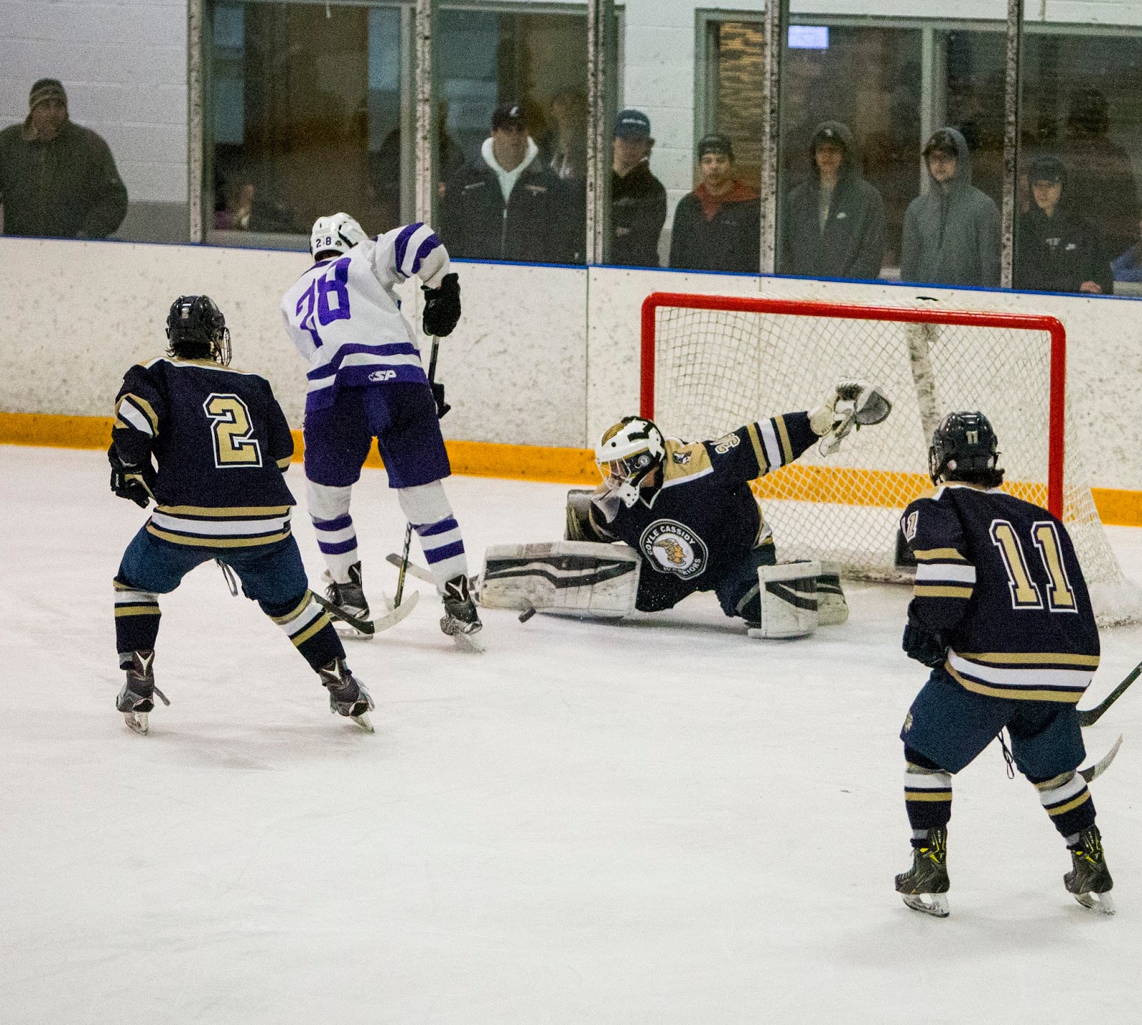 Suite Sports HOCKEY PHOTO GALLERY Canton defeats Medfield and Coyle