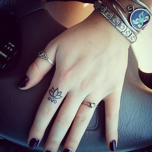 Pequena Lotus Dedo Tatuagem para as Meninas