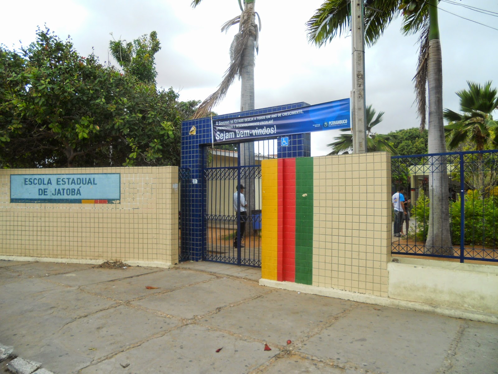Blog de Assis Ramalho: Petrolândia: Escola Jatobá é prejudicada por ...