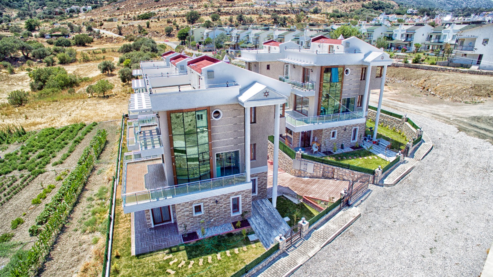 Villa for Sale 250m2 Izmır / Karaburun cost of Egean sea in Turkey