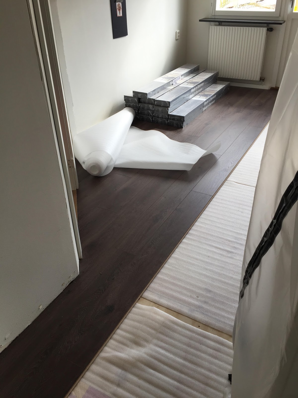 57an: projekt nr 3 nytt golv på hela undervåningen