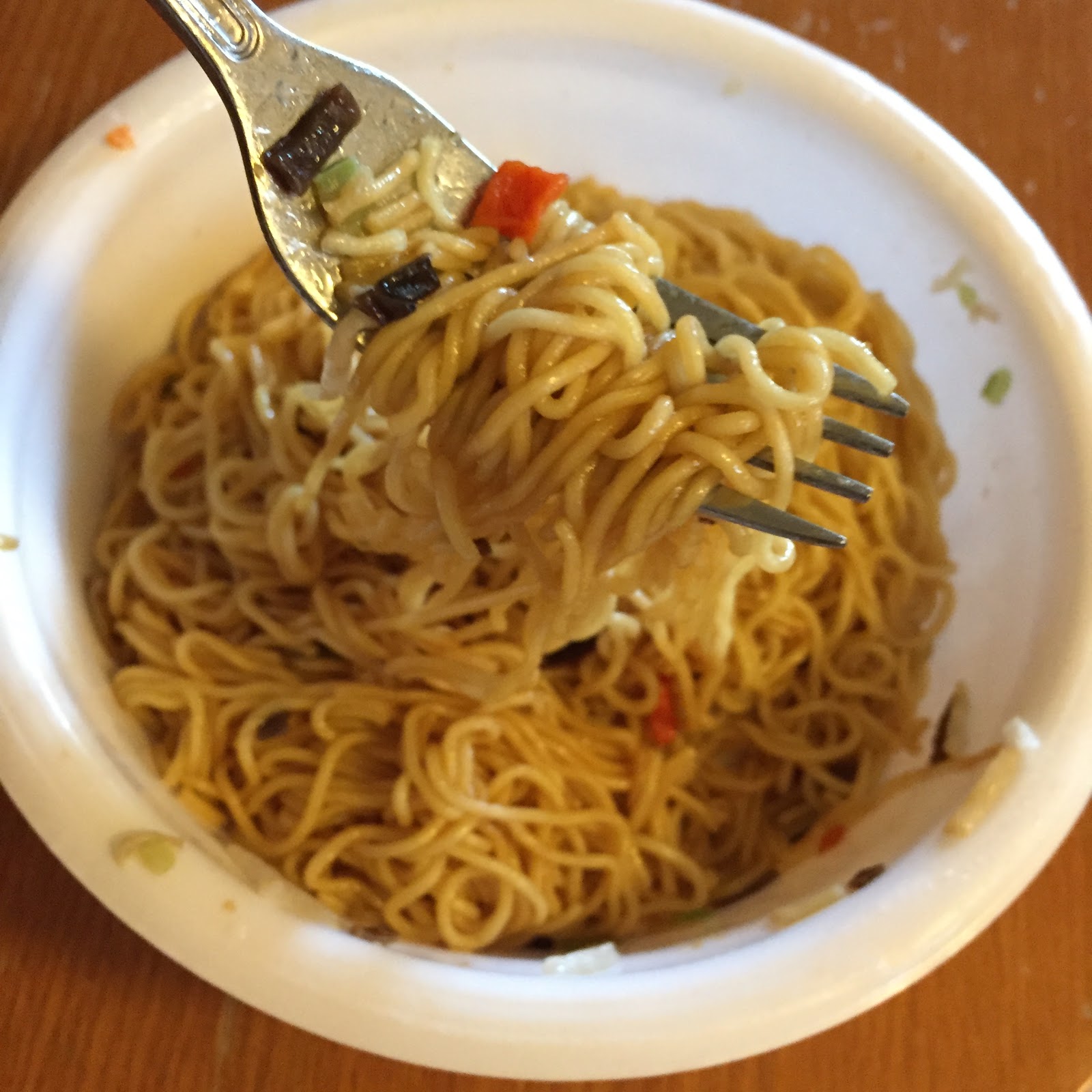 Nissin UFO Shanghai Oyster Sauce Yakisoba Bowl Noodles