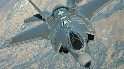 El ministro de Defensa, Avigdor Liberman, se reunió con el jefe del Pentágono, Ash Carter, antes de partir hacia Fort Worth (Texas, EE.UU.), donde asistirá a la entrega del primer caza F-35 israelí.