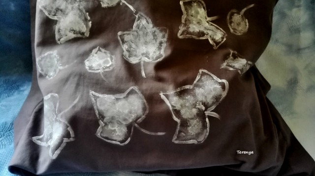 Estampar-con-hojas-arboles