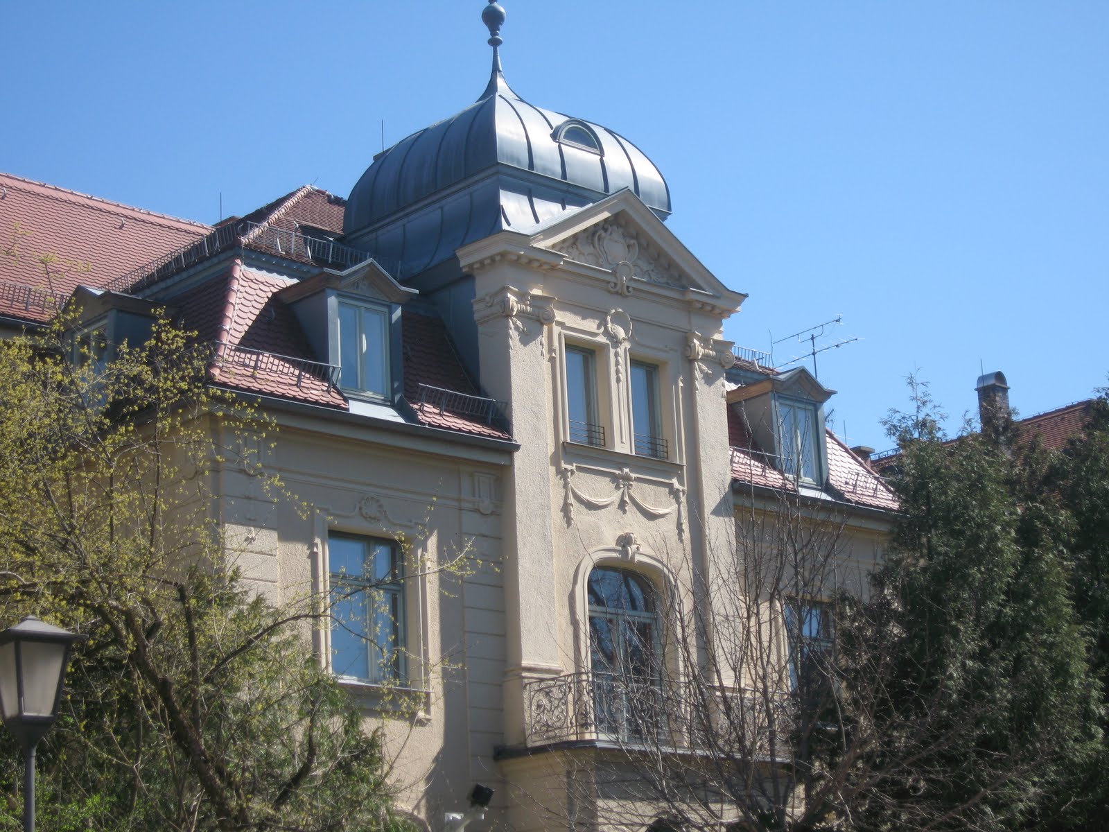 Haus Design Munich Mansions