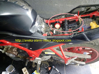 Cara pasang alarm motor pada Honda CB150r New LED Cara pasang alarm motor pada Honda CB150r New LED
