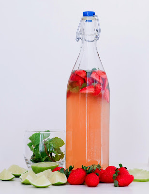 Strawberry Mojito Kombucha tea 