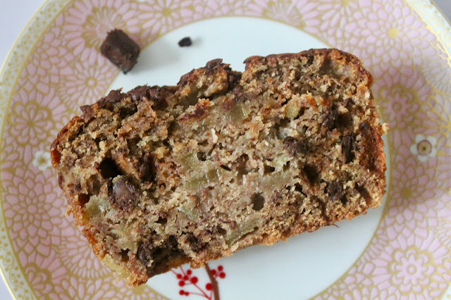 Pear, chocolate and maple syrup banana bread