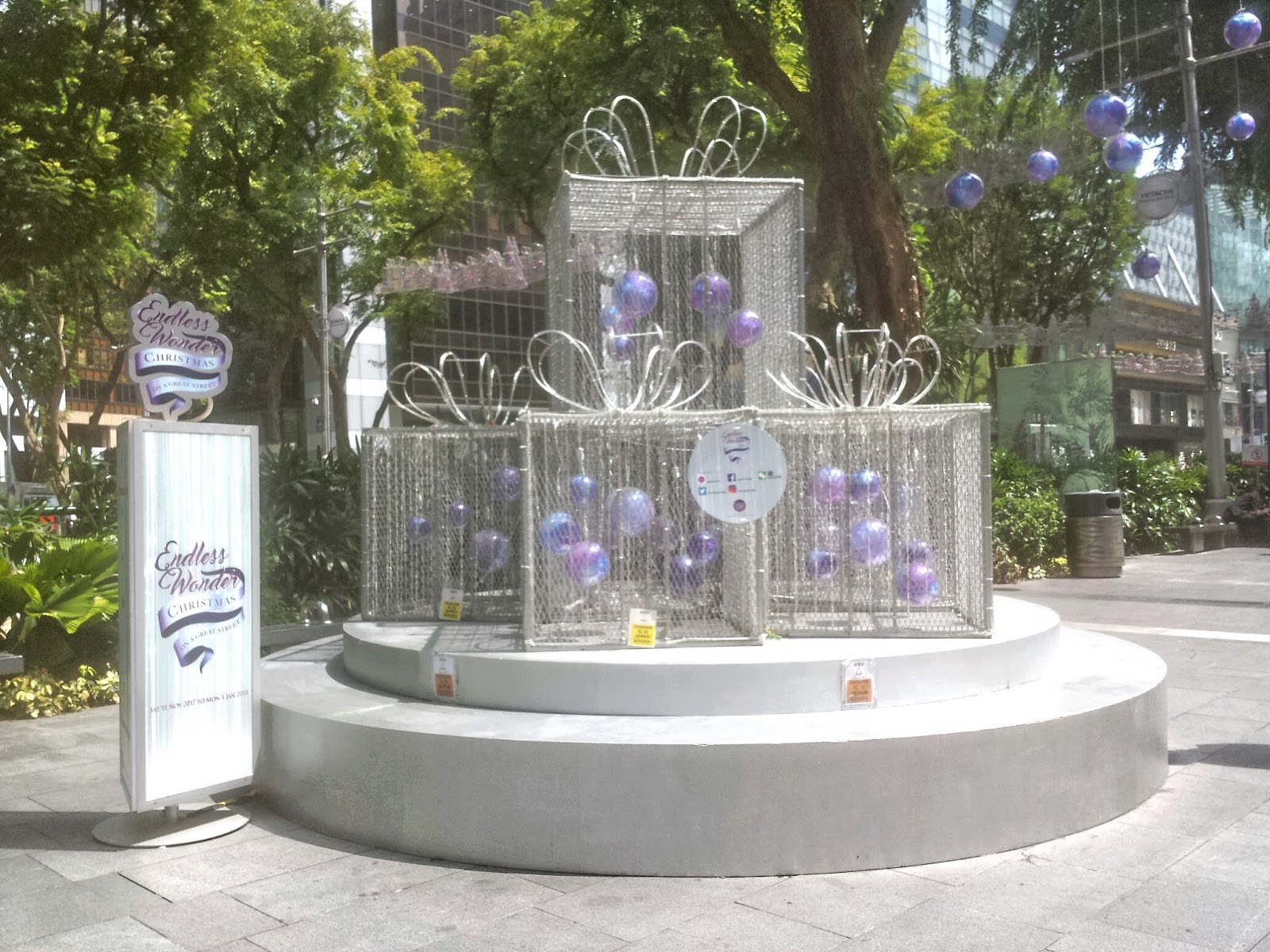 Somewhere in Singapore Blog Christmas decorations @ Orchard Road