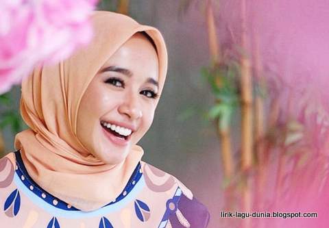 Laudya Cynthia Bella Hijab Laudya Cynthia Bella Hijab Syari kerudung jilbab