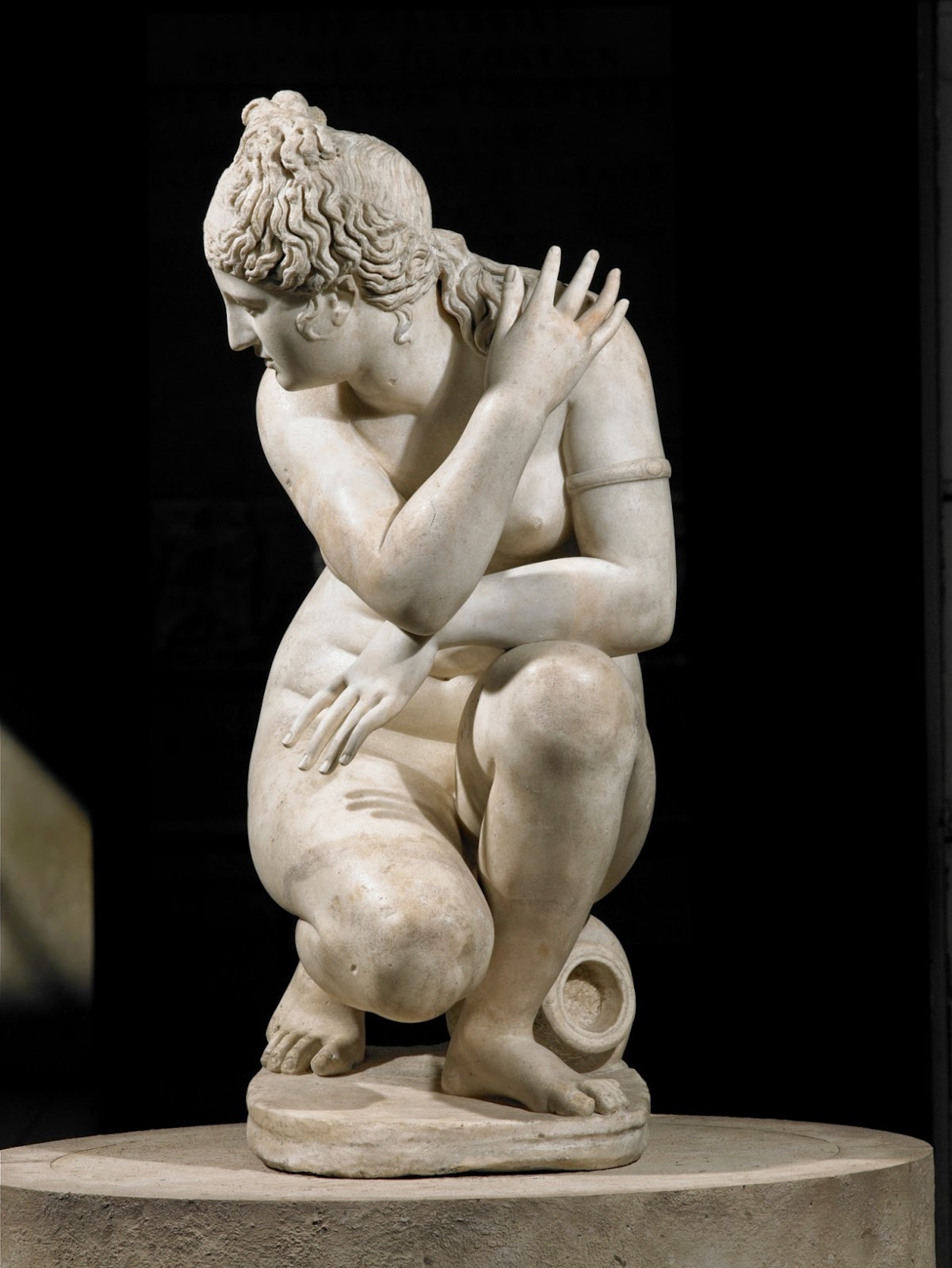 naked aphrodite naked aphrodite
