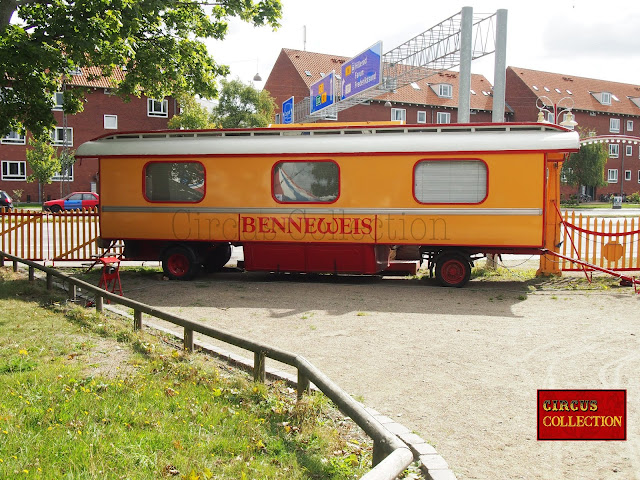 roulotte bureau du cirque Danois installé à Copenhague 