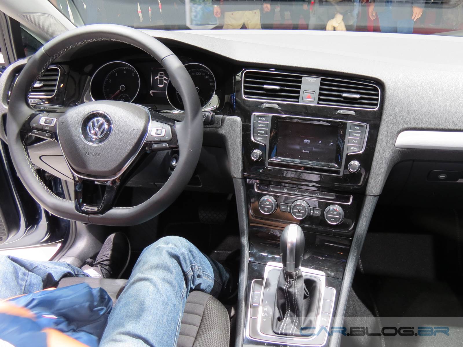 Volkswagen Golf CUP Edition - interior