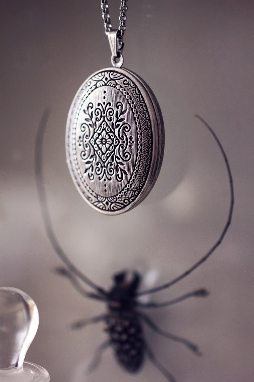 Illuminated Perfume Silver Lockets